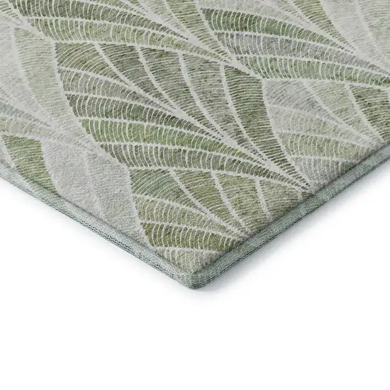 8' Sage And Ivory Geometric Washable Round Rug With UV Protection Photo 7