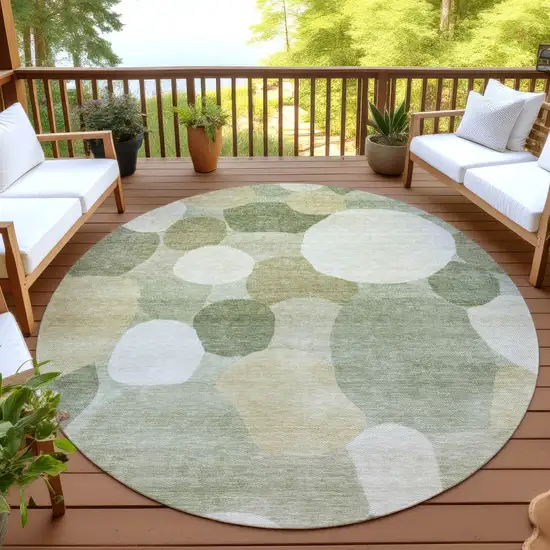 8' Sage Ivory And Beige Round Geometric Washable Indoor Outdoor Area Rug Photo 4