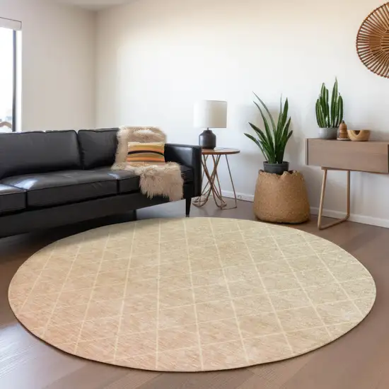 8' Salmon And Beige Round Geometric Washable Indoor Outdoor Area Rug Photo 7