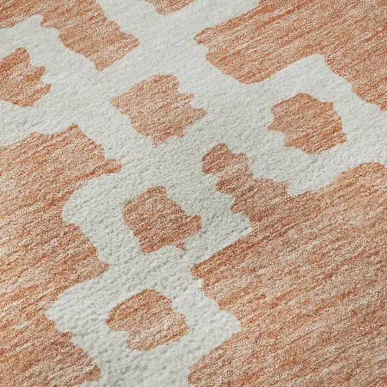 8' Salmon And Ivory Abstract Geometric Washable Round Rug With UV Protection Photo 9