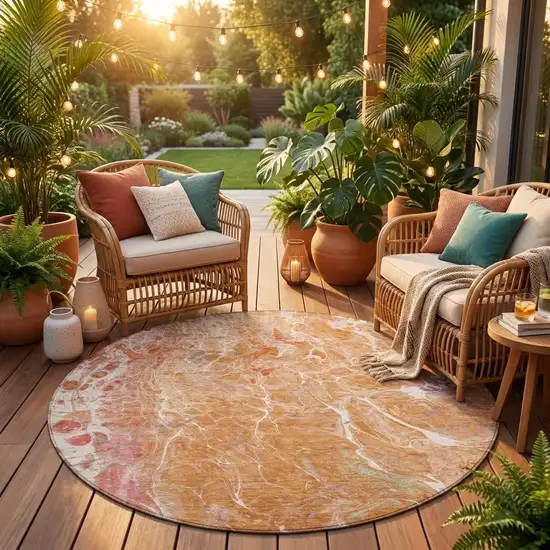 8' Salmon And Orange Round Abstract Washable Indoor Outdoor Area Rug Photo 1