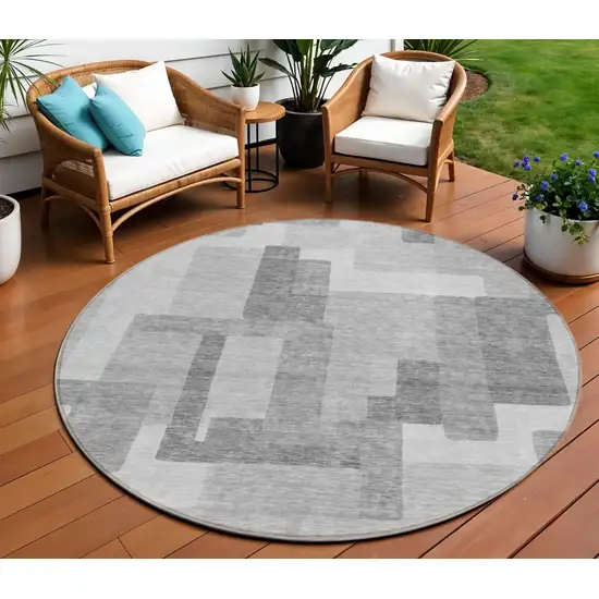 8' Silver And Charcoal Round Abstract Washable Indoor Outdoor Area Rug Photo 1
