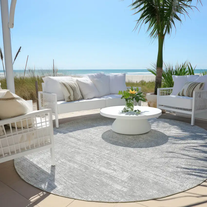 8' Silver And Gray Round Abstract Washable Indoor Outdoor Area Rug Photo 6