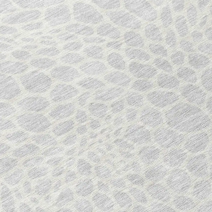 8' Silver And Gray Round Geometric Washable Indoor Outdoor Area Rug Photo 8