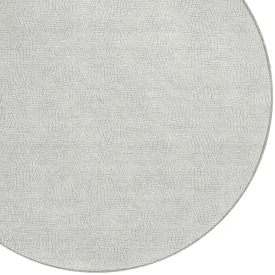 8' Silver And Gray Round Geometric Washable Indoor Outdoor Area Rug Photo 5