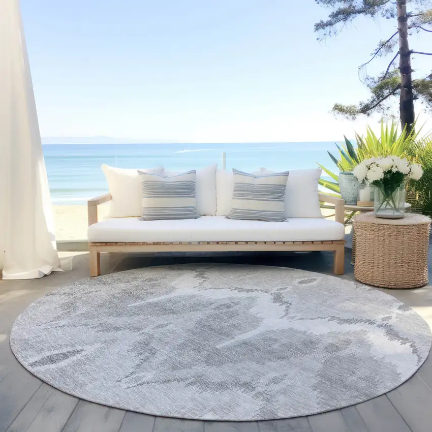 8' Silver And Gray Round Ikat Washable Indoor Outdoor Area Rug Photo 6