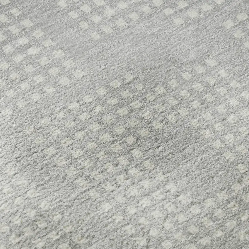 8' Silver And Ivory Geometric Washable Round Rug With UV Protection Photo 9