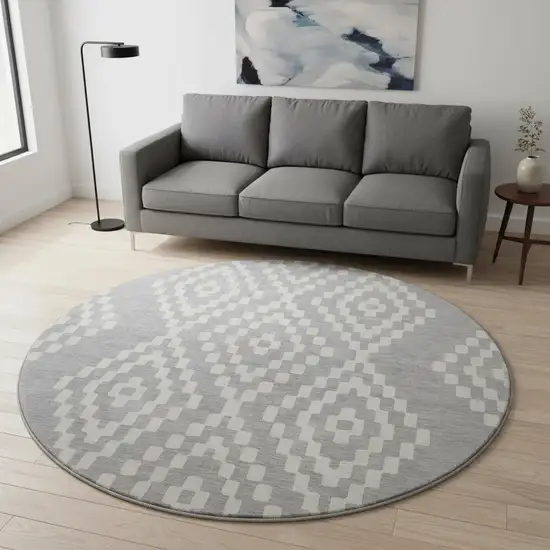 8' Silver And Ivory Geometric Washable Round Rug With UV Protection Photo 2