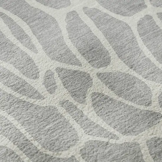 8' Silver And Ivory Geometric Washable Round Rug With UV Protection Photo 9