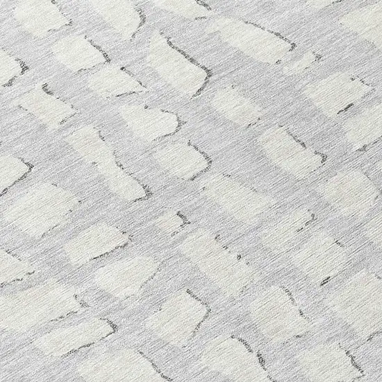 8' Silver And Ivory Round Abstract Washable Indoor Outdoor Area Rug Photo 8