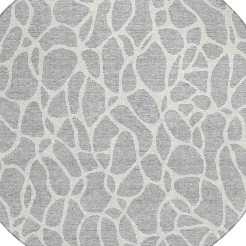 8' Silver And Ivory Round Geometric Washable Indoor Outdoor Area Rug Photo 4