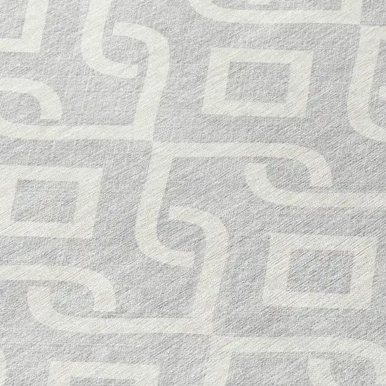 8' Silver And Ivory Round Geometric Washable Indoor Outdoor Area Rug Photo 7