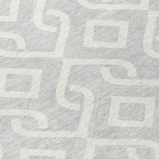 8' Silver And Ivory Round Geometric Washable Indoor Outdoor Area Rug Photo 7