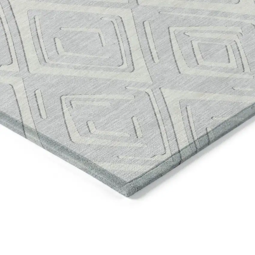 8' Silver And Ivory Round Geometric Washable Indoor Outdoor Area Rug Photo 5