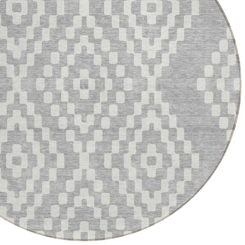 8' Silver And Ivory Round Geometric Washable Indoor Outdoor Area Rug Photo 4