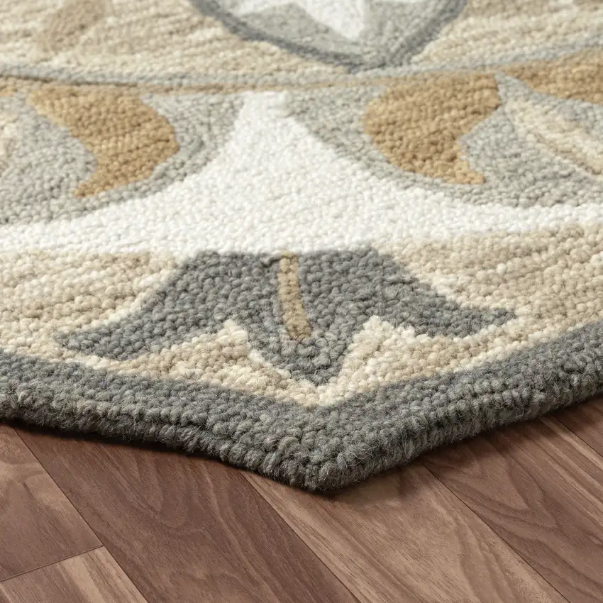 6' Silver And Ivory Wool Floral Hand Tufted Round Rug Photo 7