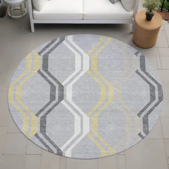 8' Silver Beige And Charcoal Round Geometric Washable Indoor Outdoor Area Rug Photo 8