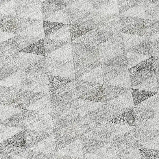 8' Silver Beige And Taupe Round Geometric Washable Indoor Outdoor Area Rug Photo 8