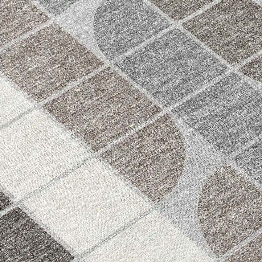 8' Silver Brown And Gray Round Geometric Washable Indoor Outdoor Area Rug Photo 9