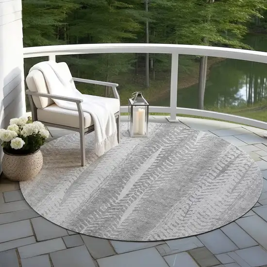 8' Silver Gray And Graphite Round Botanical Leaves Washable Indoor Outdoor Area Rug Photo 6