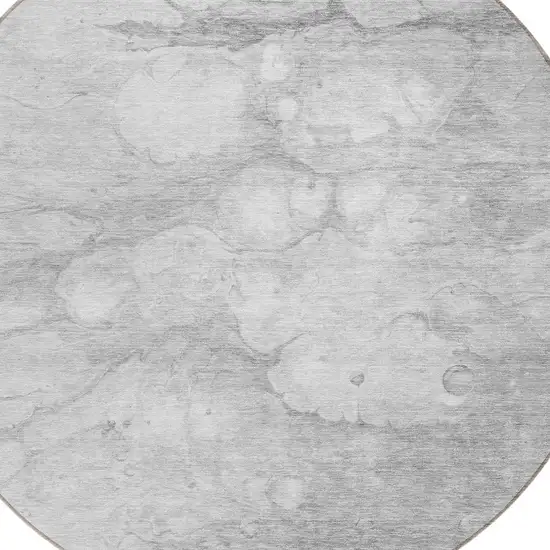 8' Silver Gray And Ivory Round Abstract Washable Indoor Outdoor Area Rug Photo 4