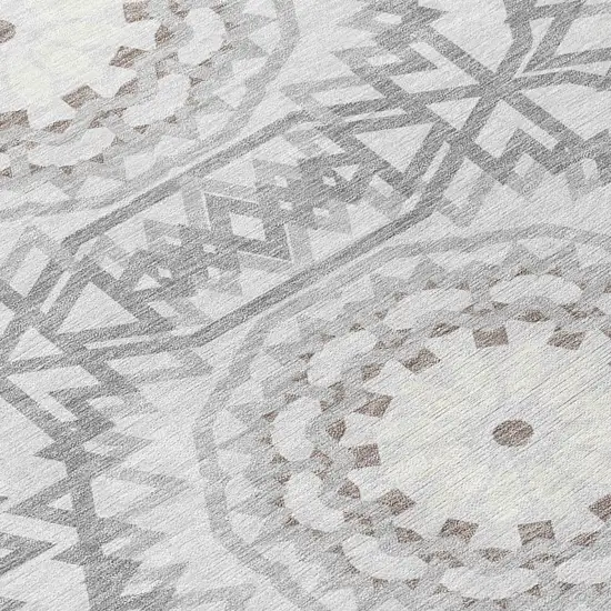 8' Silver Ivory And Gray Round Floral Medallion Washable Indoor Outdoor Area Rug Photo 4