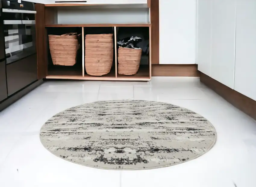4' Silver Round Abstract Washable Non Skid Area Rug With Fringe Photo 9