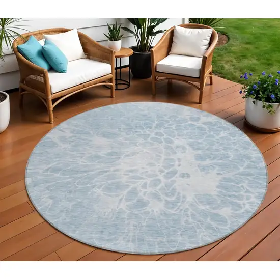 8' Sky Blue And Denim Blue Round Abstract Washable Indoor Outdoor Area Rug Photo 1