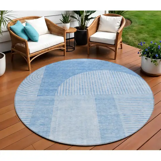 8' Sky Blue And Denim Blue Round Geometric Washable Indoor Outdoor Area Rug Photo 1