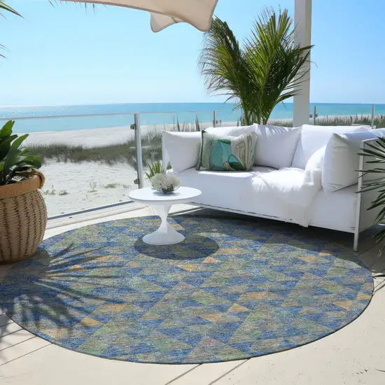 8' Sky Blue And Gray Round Geometric Washable Indoor Outdoor Area Rug Photo 5