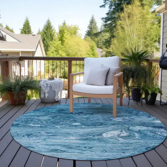 8' Sky Blue And Navy Blue Round Abstract Washable Indoor Outdoor Area Rug Photo 5