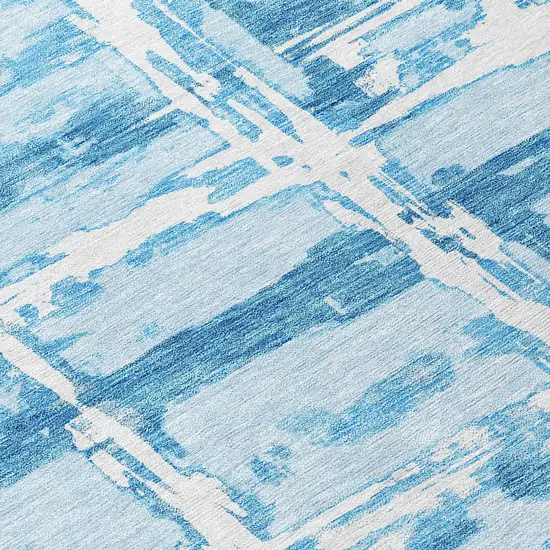 8' Sky Blue Denim Blue And Ivory Round Striped Washable Indoor Outdoor Area Rug Photo 9