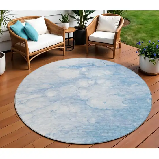 8' Sky Blue Denim Blue And Silver Round Abstract Washable Indoor Outdoor Area Rug Photo 1