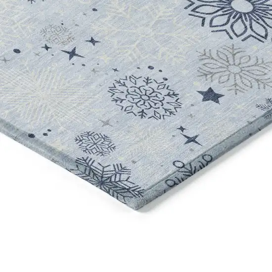 8' Sky Blue Navy Blue And Ivory Round Snowflake Washable Indoor Outdoor Area Rug Photo 8