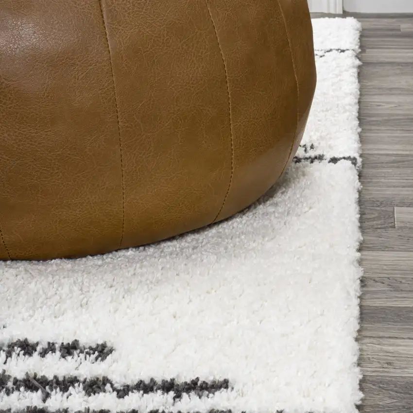 8' Striped Runner Rug Photo 9