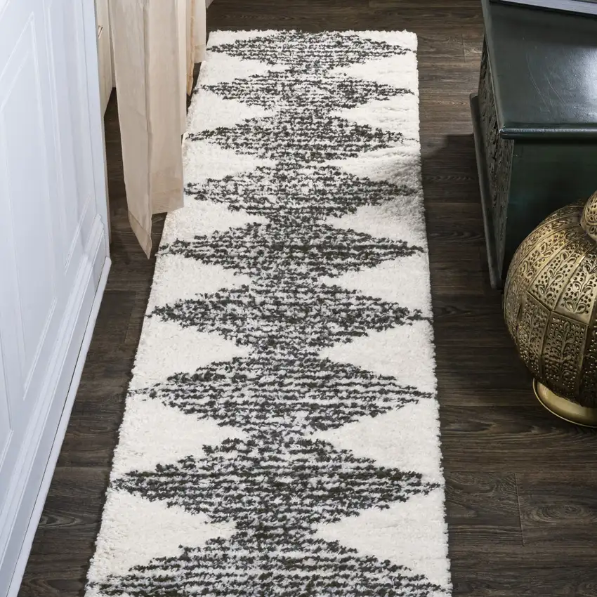 8' Striped Runner Rug Photo 4