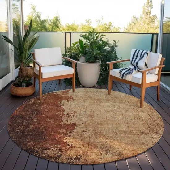 8' Tan And Copper Round Abstract Washable Indoor Outdoor Area Rug Photo 4