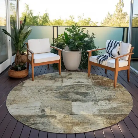 8' Taupe And Beige Round Abstract Washable Indoor Outdoor Area Rug Photo 6