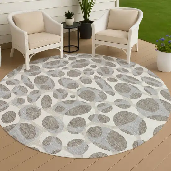 8' Taupe And Brown Round Abstract Washable Indoor Outdoor Area Rug Photo 4