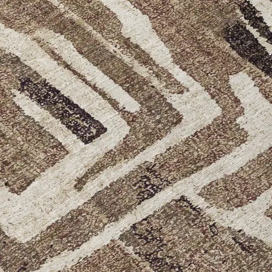 8' Taupe And Brown Round Abstract Washable Indoor Outdoor Area Rug Photo 5