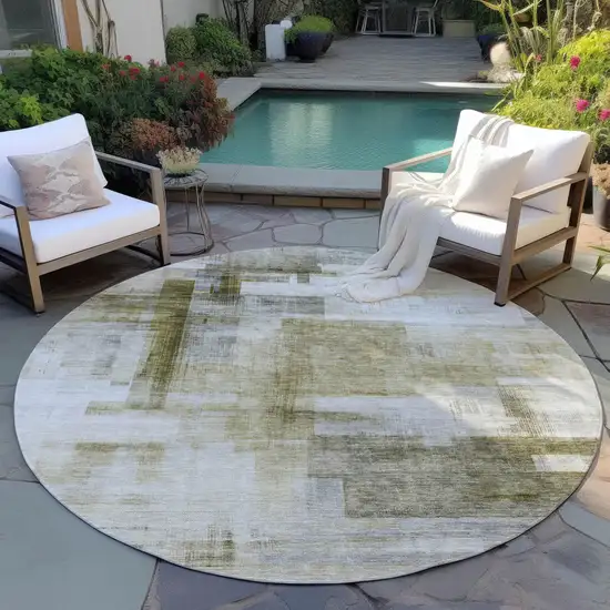 8' Taupe And Ivory Round Abstract Washable Indoor Outdoor Area Rug Photo 7