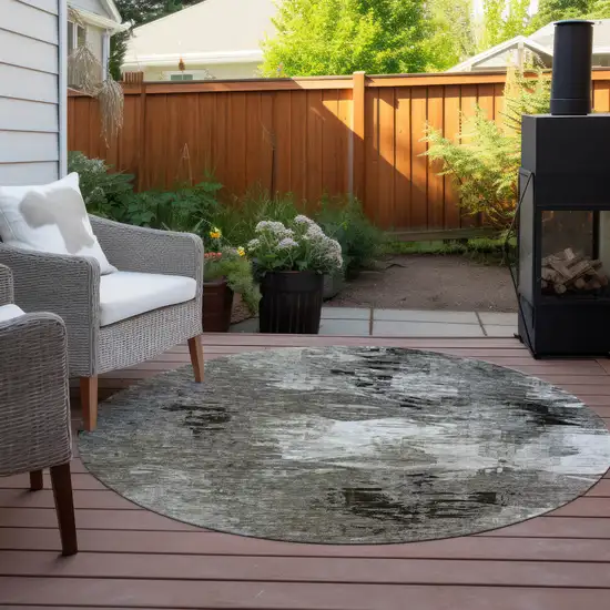 8' Taupe Beige And Ivory Round Abstract Washable Indoor Outdoor Area Rug Photo 5