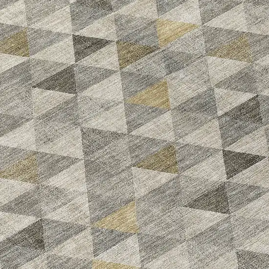 8' Taupe Beige And Tan Round Geometric Washable Indoor Outdoor Area Rug Photo 7