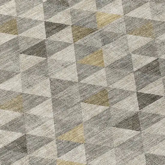 8' Taupe Beige And Tan Round Geometric Washable Indoor Outdoor Area Rug Photo 7