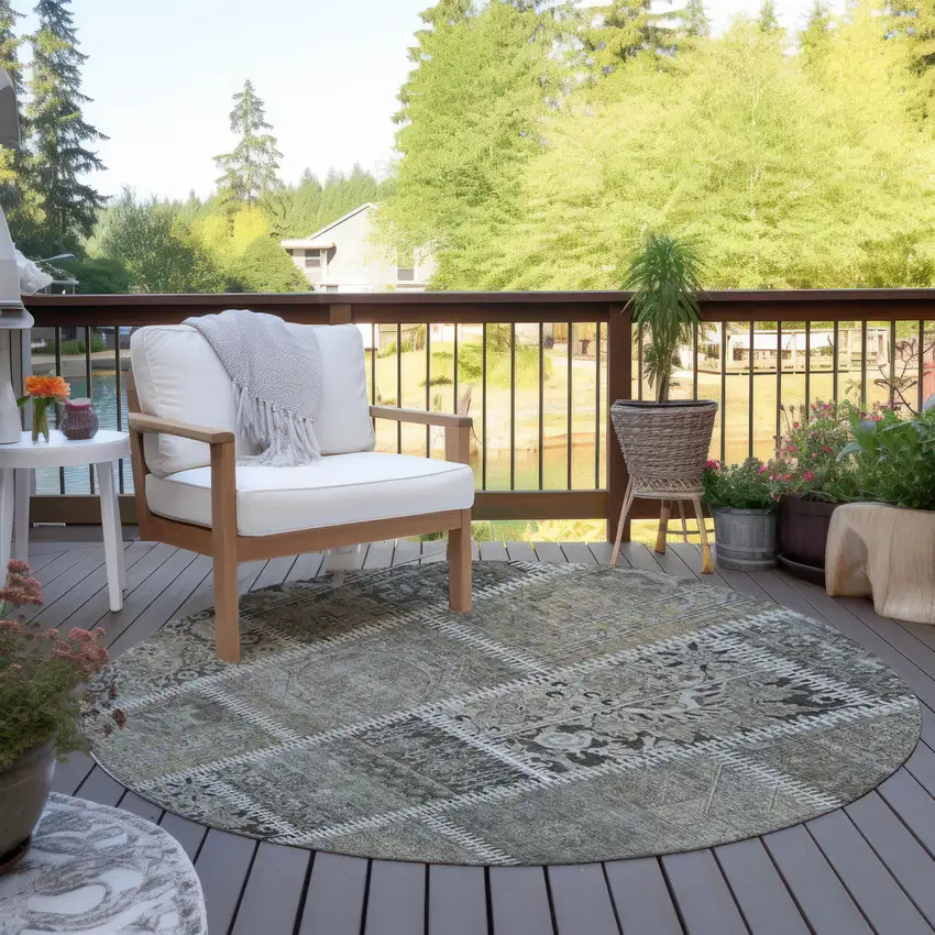 8' Taupe Beige And Tan Round Patchwork Washable Indoor Outdoor Area Rug Photo 5