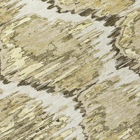 8' Taupe Brown And Beige Round Abstract Washable Indoor Outdoor Area Rug Photo 9