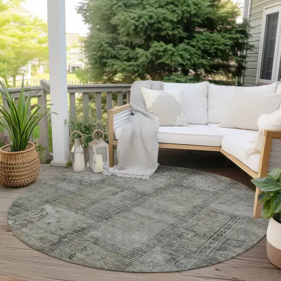8' Taupe Brown And Beige Round Patchwork Washable Indoor Outdoor Area Rug Photo 6