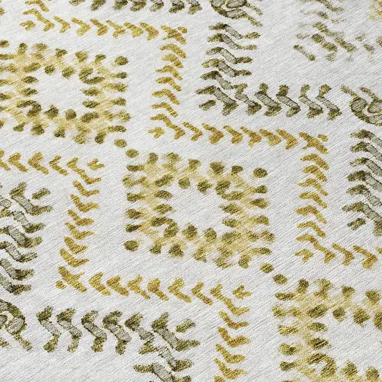 8' Taupe Brown And Ivory Round Geometric Washable Indoor Outdoor Area Rug Photo 4