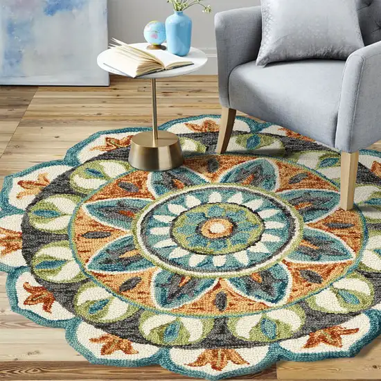 8' Teal And Blue Wool Medallion Hand Tufted Round Rug Photo 4