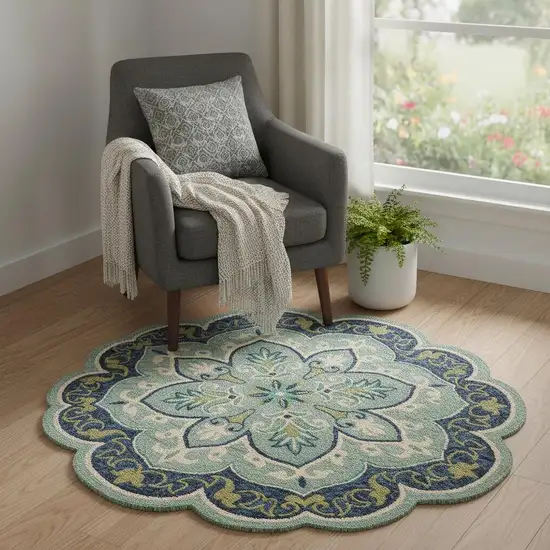 5' Teal And Green Wool Medallion Hand Tufted Round Rug Photo 1